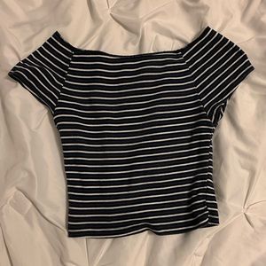 BRANDY MELVILLE TOP